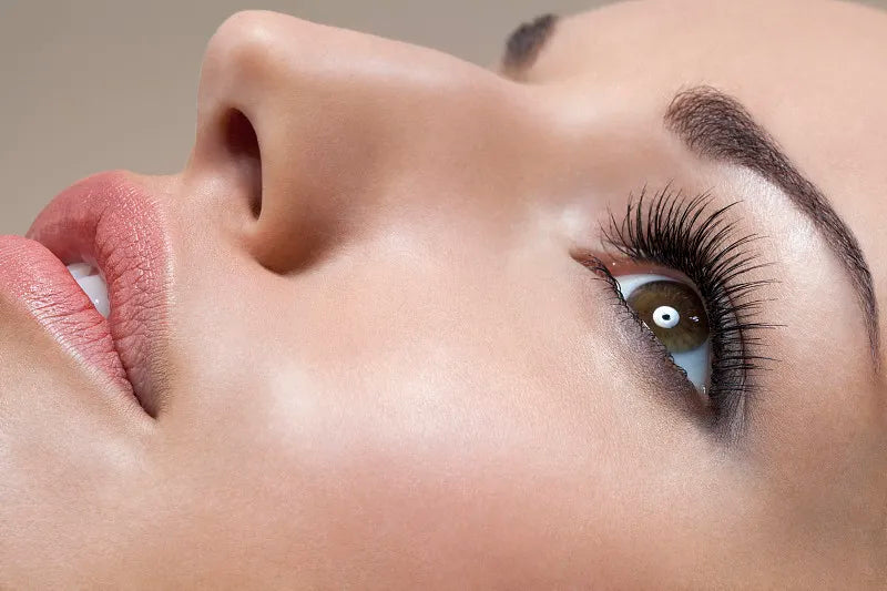 Can Magnetic Lashes be Worn Over Eyelash Extensions?